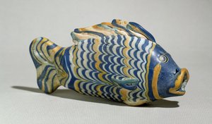 鱼形式的化妆品船，来自新王国的Tell el-Amarna，公元前13.3-1-1366（彩色玻璃）（另见348552）